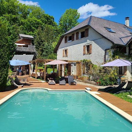 L'Oree Des Bornes-Appartement Avec Piscine Evires Exterior photo